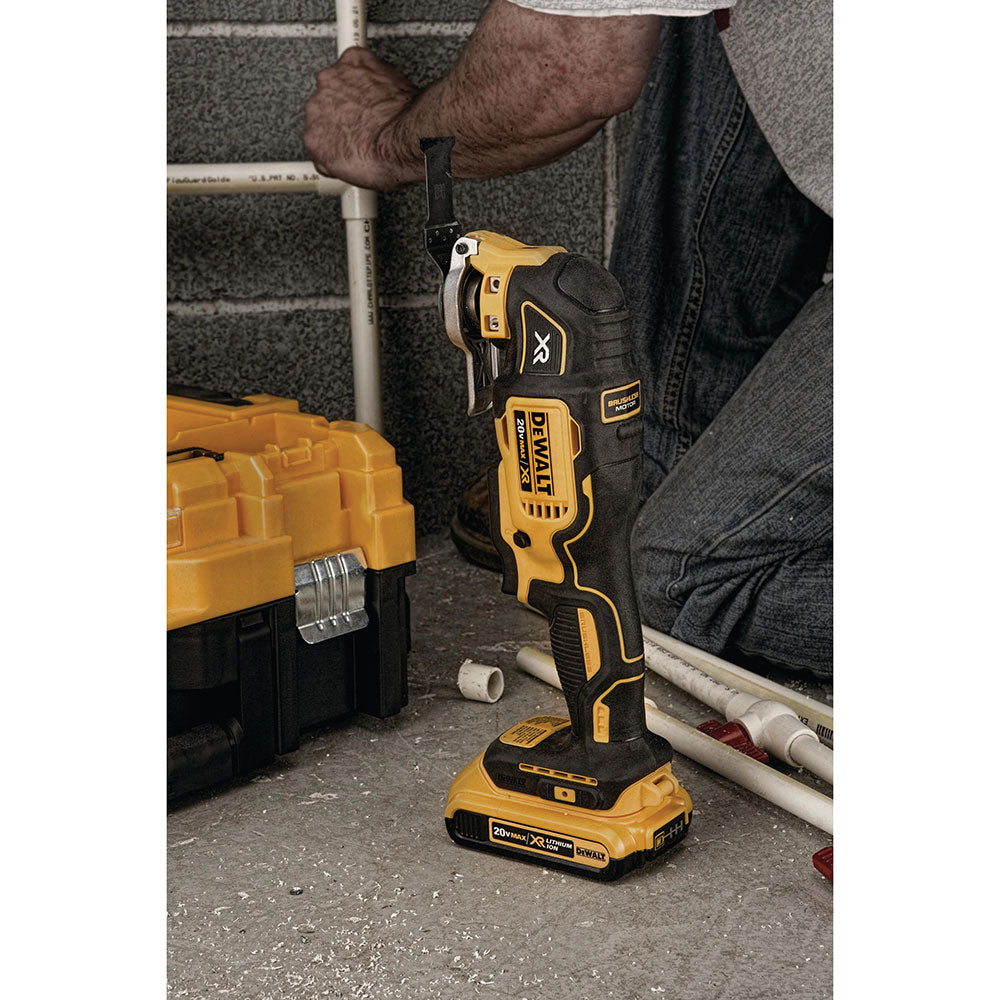 DeWalt DCS356D1 20V MAX XR Brushless Cordless Oscillating Multi-Tool Kit - 6