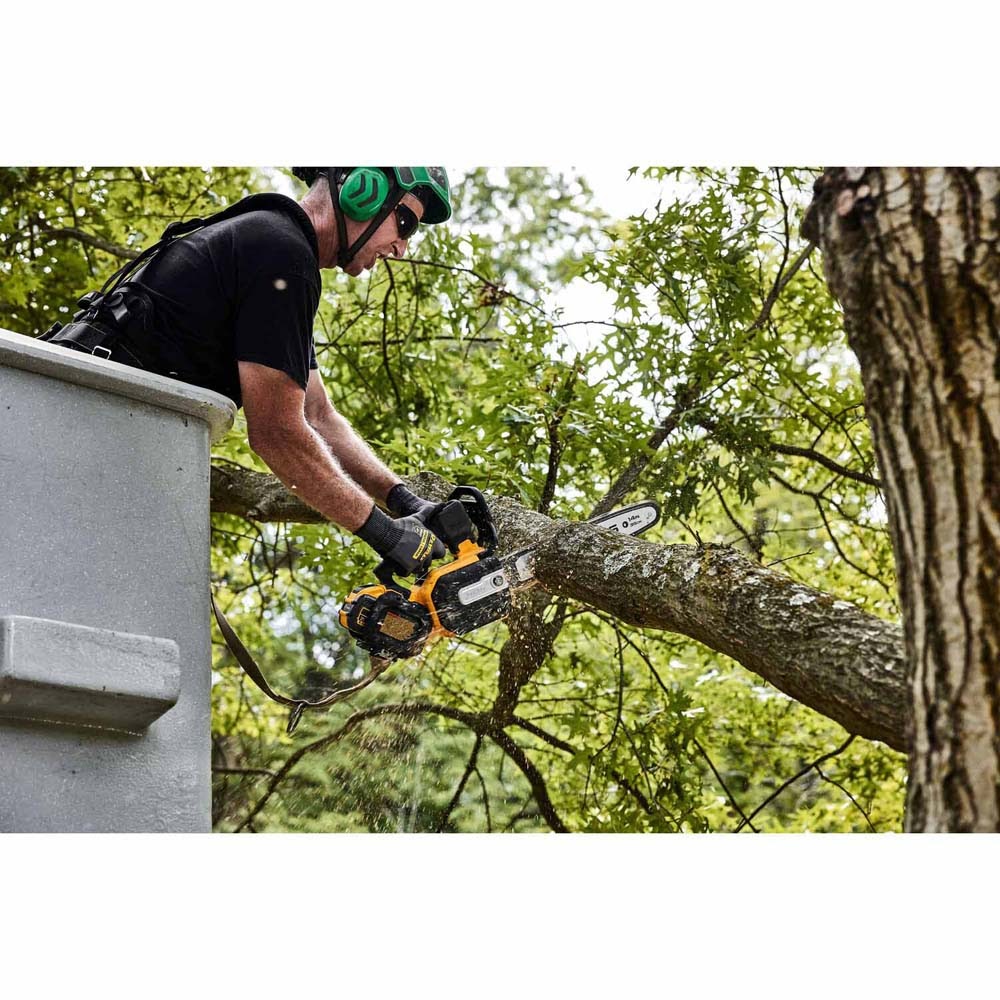 DeWalt DCCS674X2 60V Max Top Handle Chainsaw Kit - 9