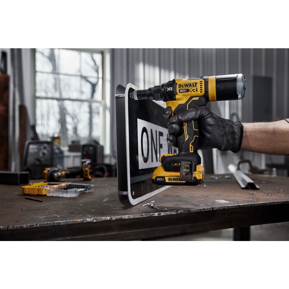 DeWalt DCF403D1 20V MAX XR Brushless Cordless 3/16" Rivet Tool Kit - 11