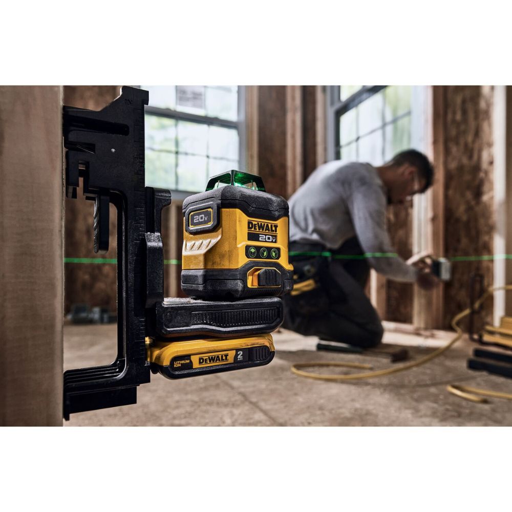 DeWalt DCLE34031B ATOMIC 20V 3x360 Line Laser Bare - 8