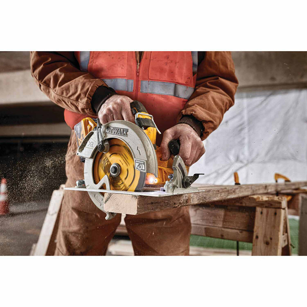 DeWalt DCS574B 20V XRP 7-1/4In Circular Saw - 7