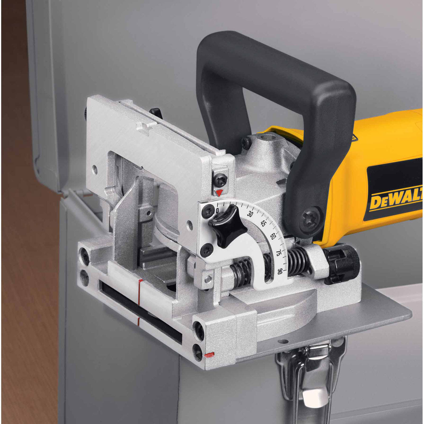 DeWalt DW682K Heavy-Duty Plate Joiner Kit - 9