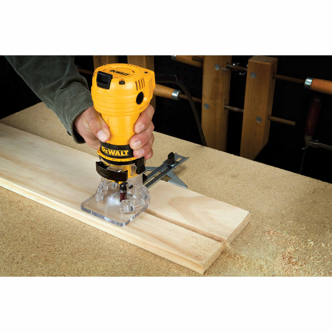 Dewalt DWE6000 4.5 Amp, 31,000 RPM Laminate Trimmer - 3