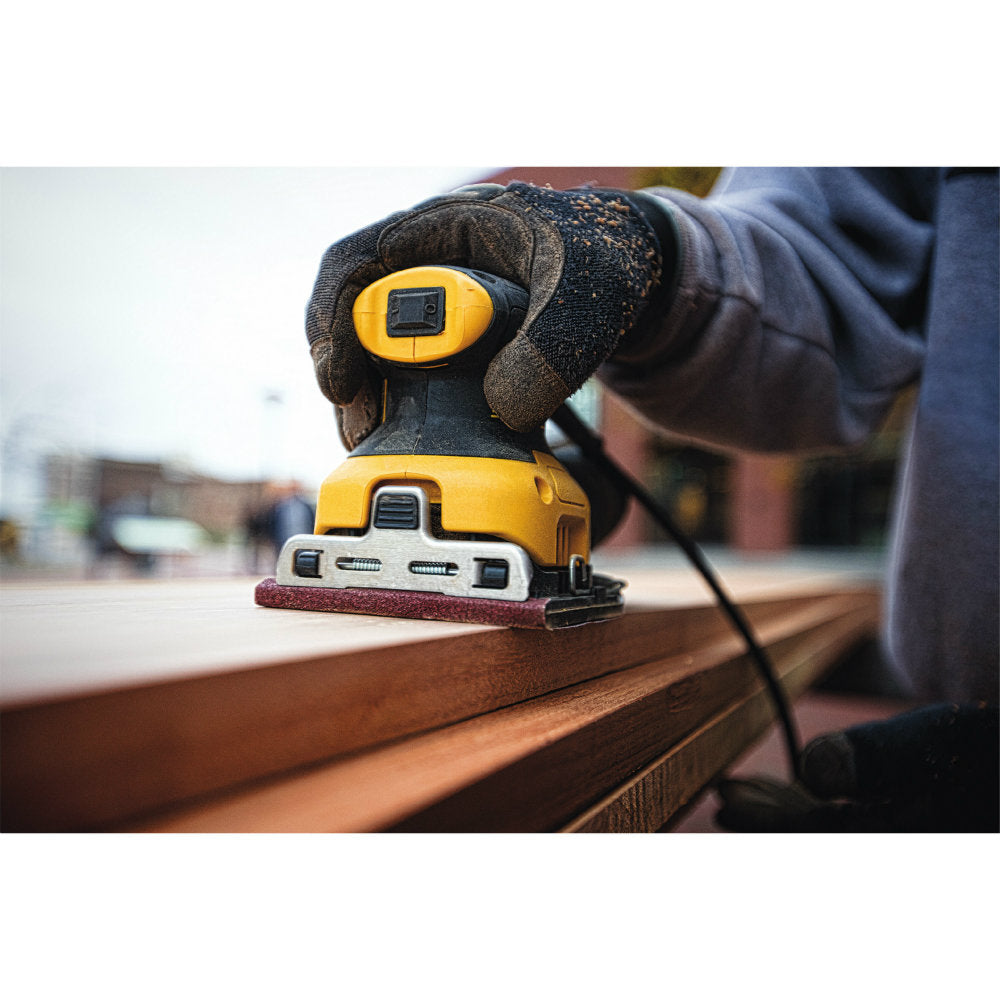 DeWalt DWE6411 1/4" Sheet Palm Grip Sander - 4