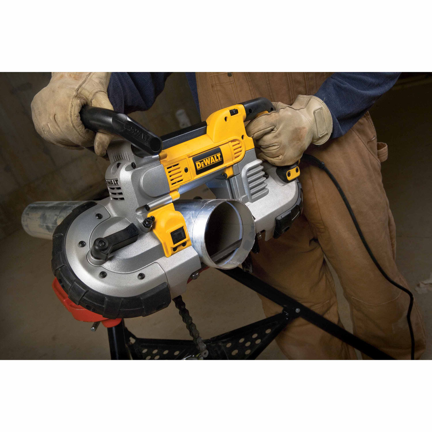 DeWalt DWM120 Heavy-Duty Variable Speed Deep Cut Portable 44-7/8" , 10 Amp Band Saw - 11