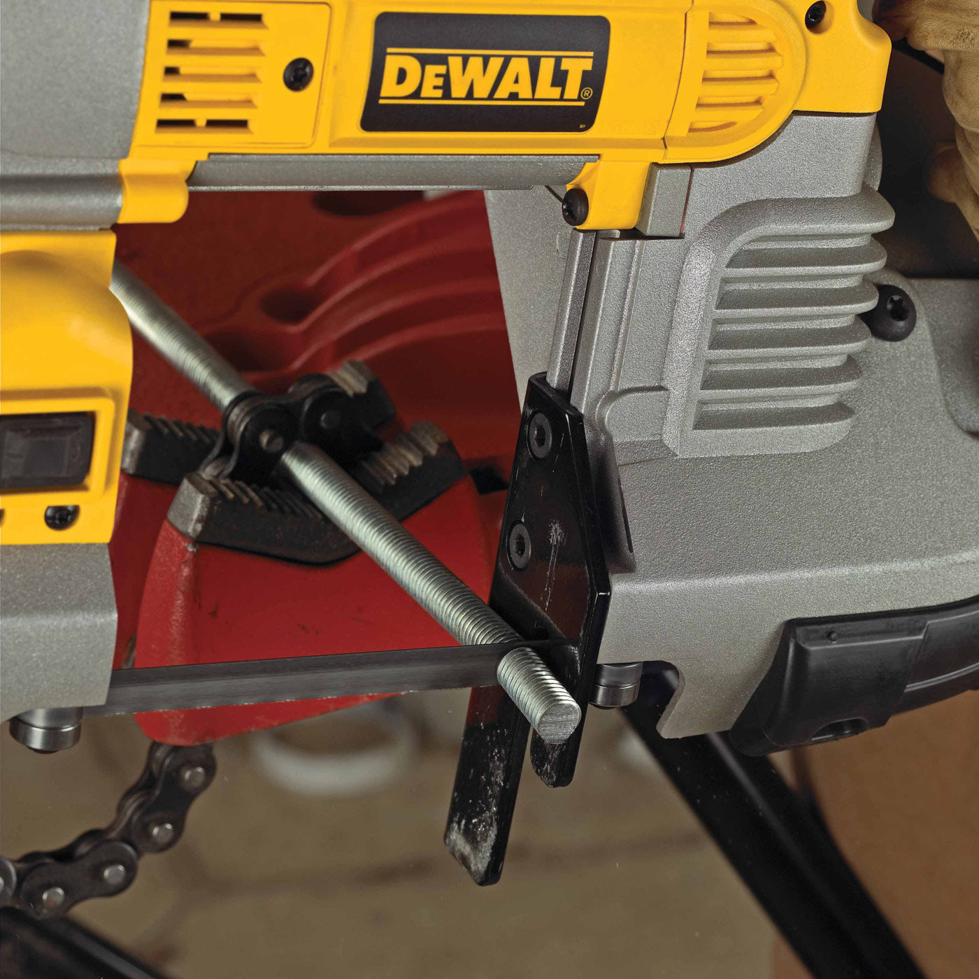 DeWalt DWM120 Heavy-Duty Variable Speed Deep Cut Portable 44-7/8" , 10 Amp Band Saw - 14